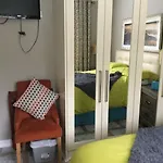 Krakow Bed & Breakfast Dundalk