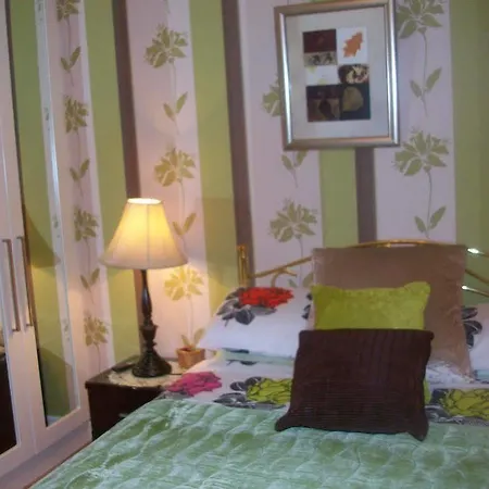 Bed & Breakfast Krakow Dundalk