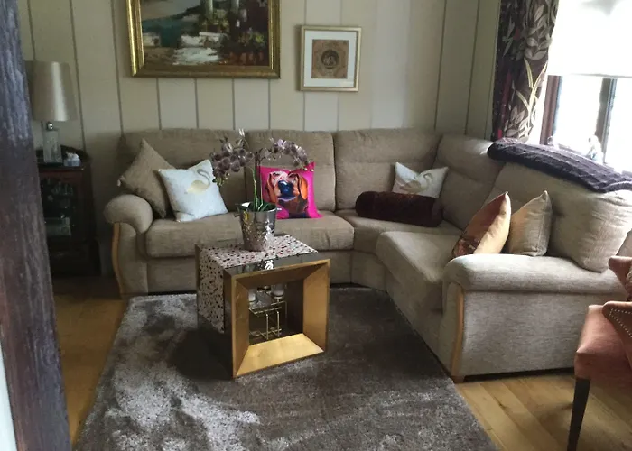 Krakow Frühstückspension 4*